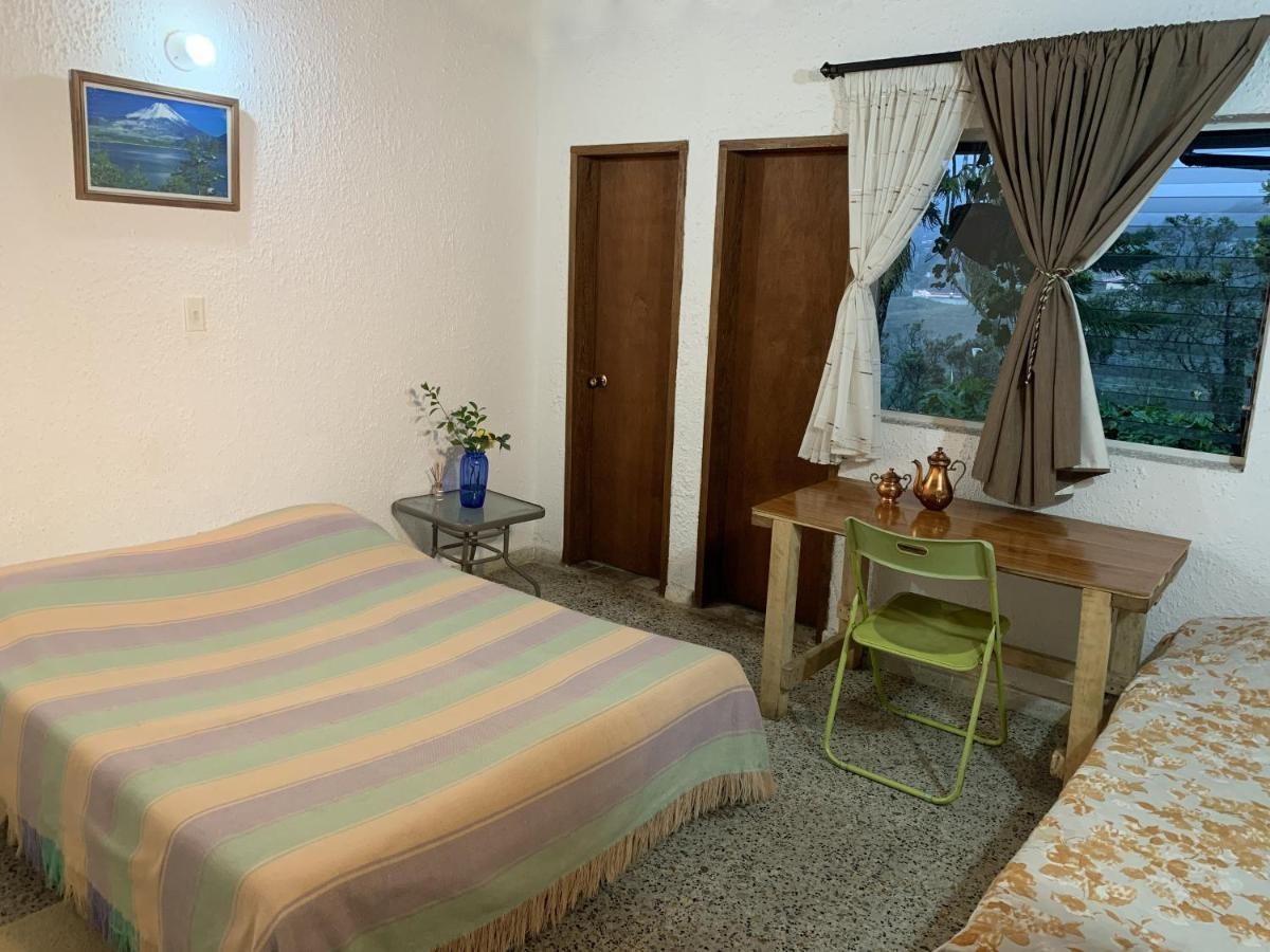 Al Bosque Hostel & Glamping Santa Elena  Exterior photo