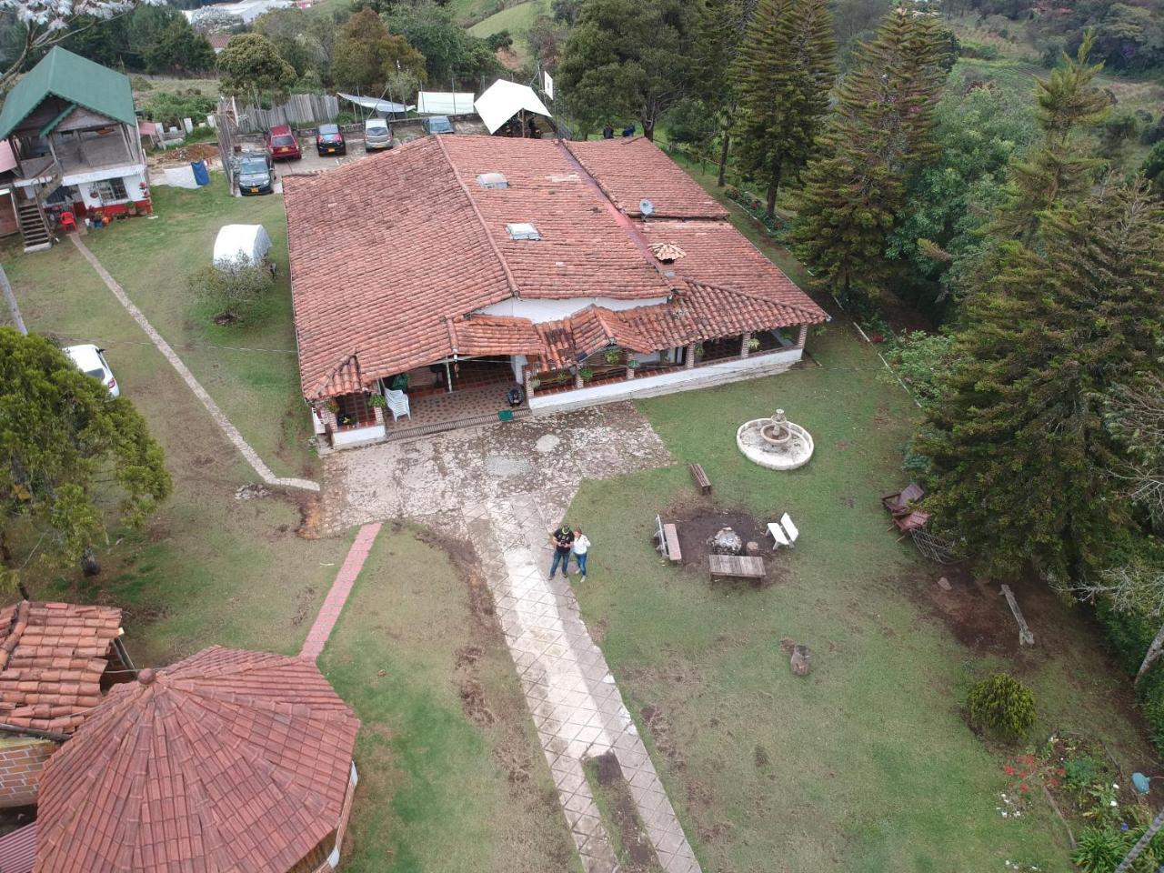 Al Bosque Hostel & Glamping Santa Elena  Exterior photo